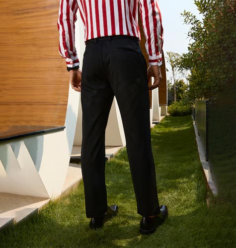 Men Black Solid Slim Fit Pure Cotton Trousers